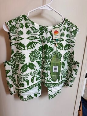 Farm Rio delicate tapestry green blouse